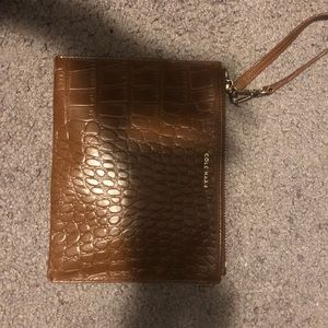 Cole Hahn wristlet